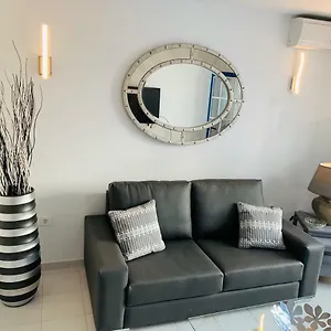 Forever Views Apartamento